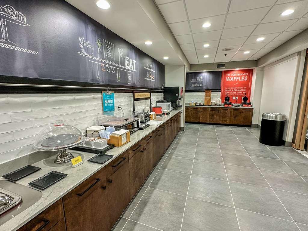 Hampton Inn Norfolk Esterno foto