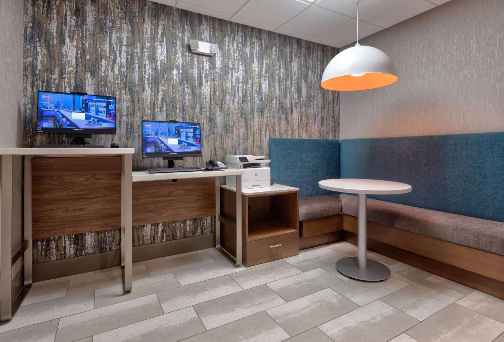 Hampton Inn Norfolk Esterno foto