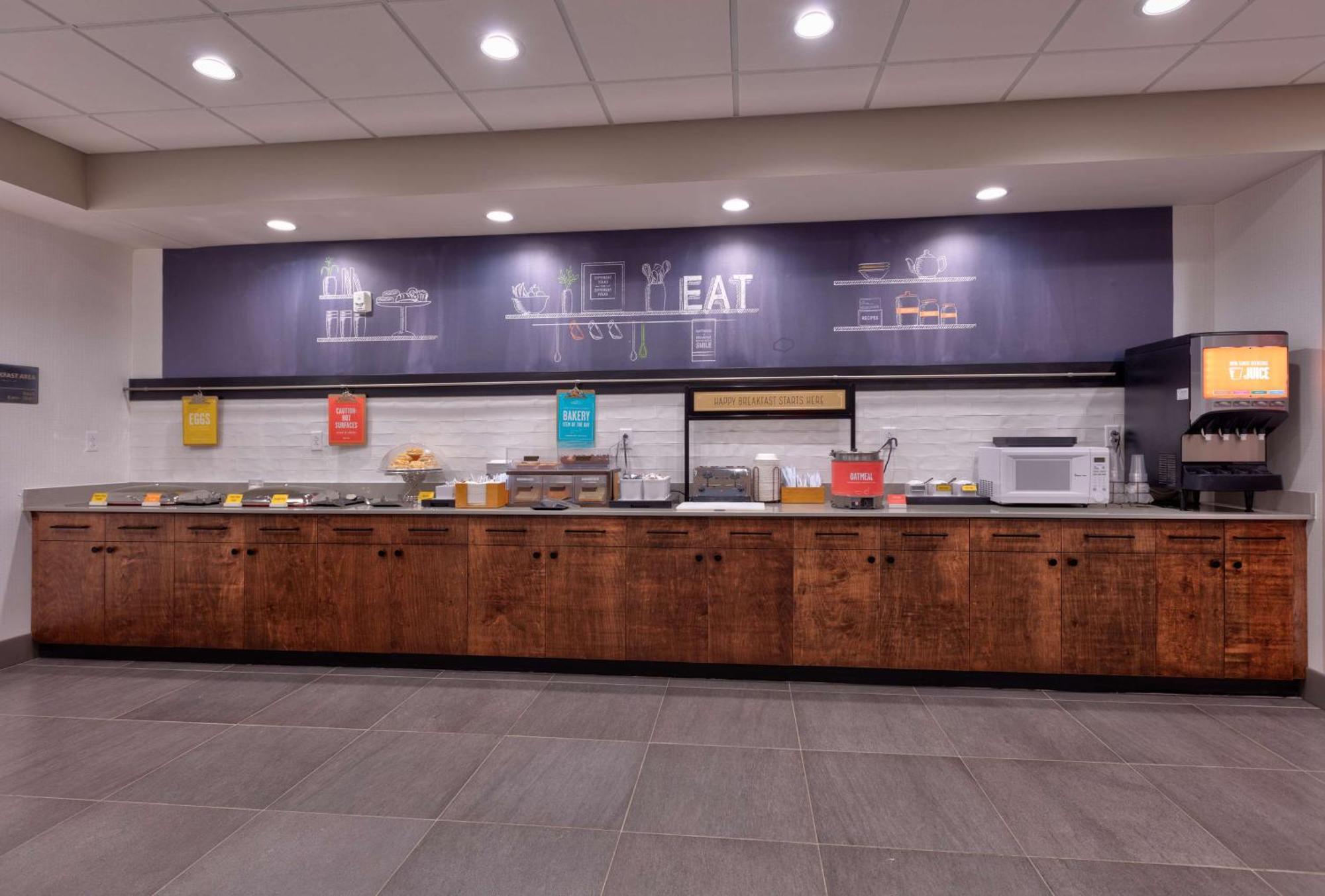 Hampton Inn Norfolk Esterno foto